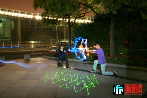 �����canon 5D ��Ȧ��f11 �����ٶȣ�15s ISO��100