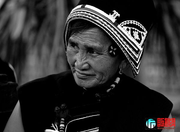 �Է�ԭƬpsȥɫ  ��������