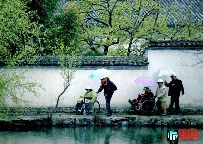 �ػ��м���