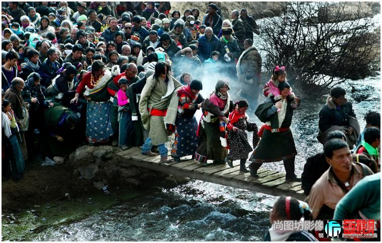 ��һ����С�ŵĲ�����Ӱ���ƽ ����Ȫ��ˮ�Ļ���fiapѫ��.jpg