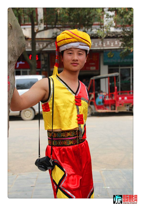 8 411_����.jpg