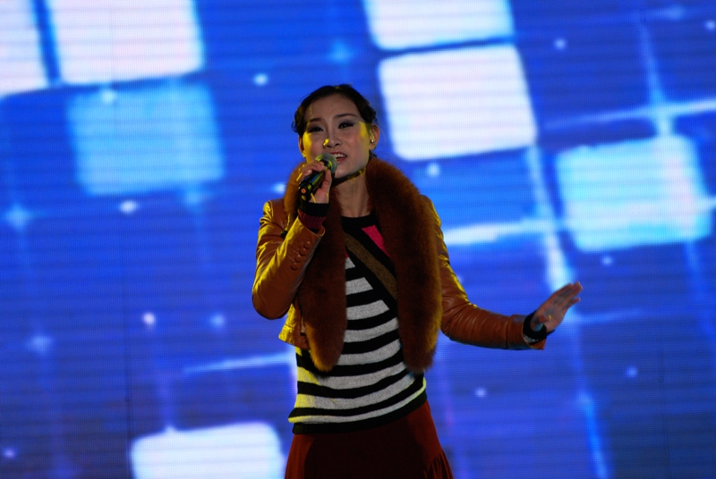 �������Ů