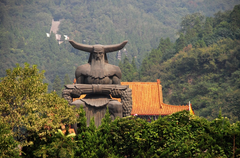 ��˵�е��׵�