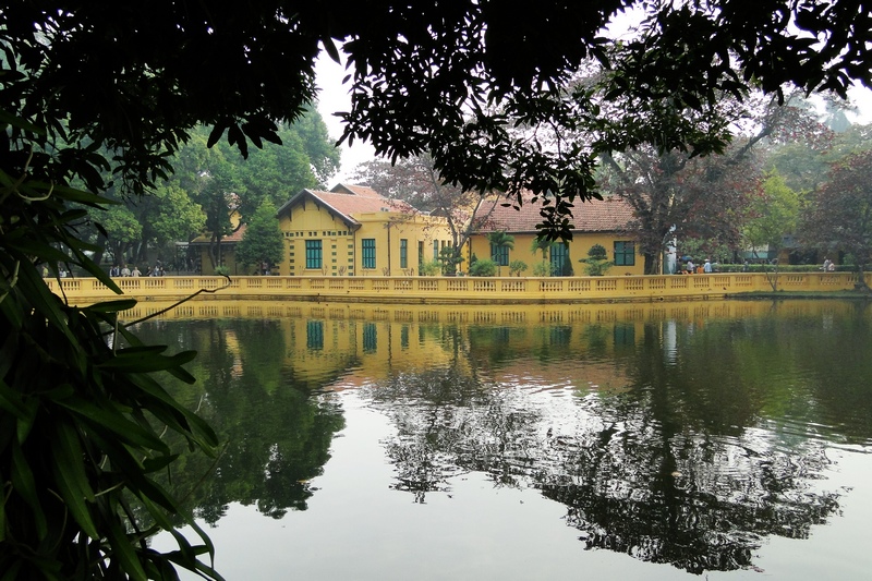 ��־���칫�ĵط�