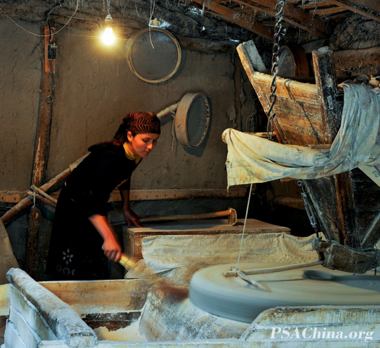 11.��Ծ��Ʒ����ά���Сĥ����The small mill.jpg