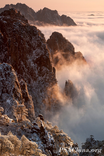 12.������Ʒ����ѩ�ϻ�ɽ10��Huangshan after Snow10.jpg