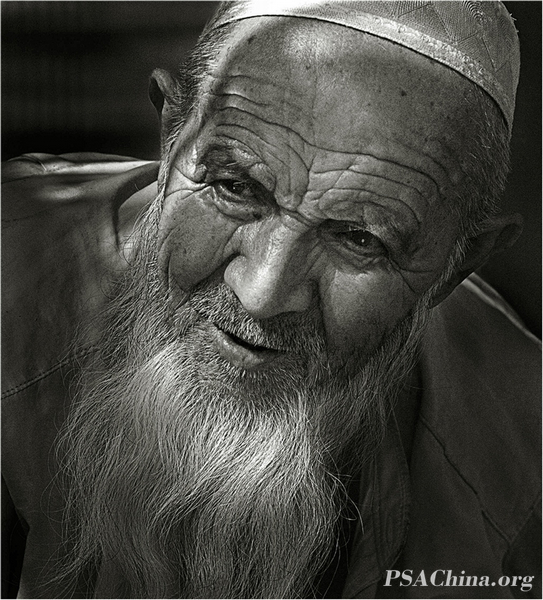 08.������Ʒ����ά�����ˡ�Uighur Old Man.jpg