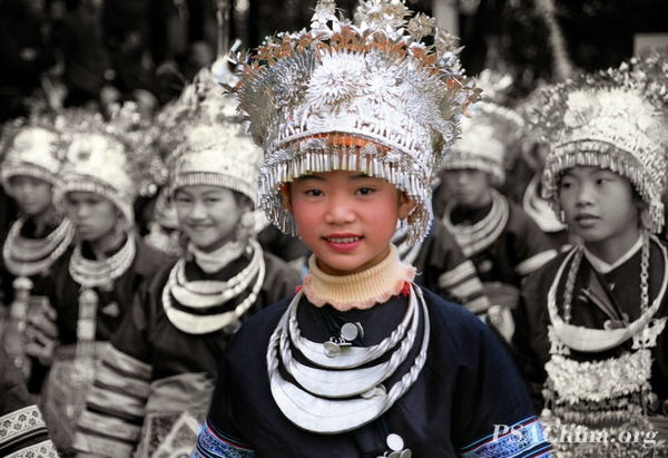 02.�˴����Ʒ��������Ů����Miao Girl.jpg