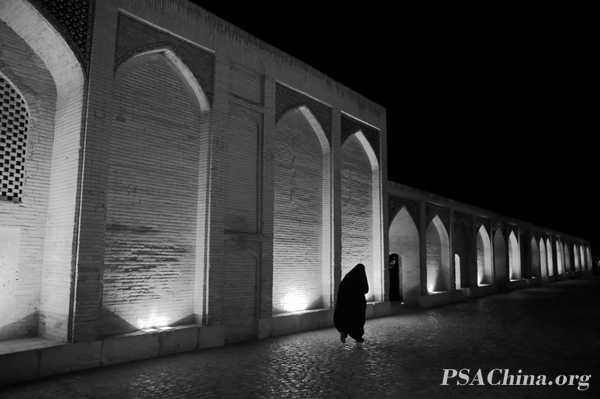 07.������Ʒ��������Ů�ˡ�WOMAN IN BLACK.jpg