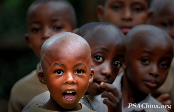 06.��������Ʒ�������������꡷Kenya boy.jpg