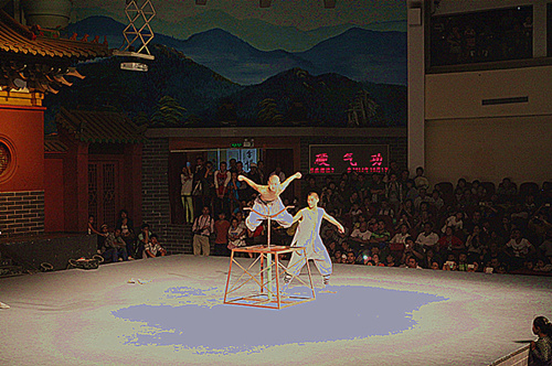 �������