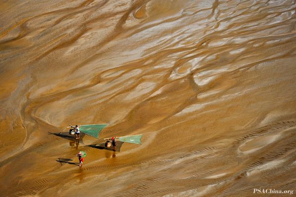 03.����Դ��Ʒ������;��Back Home.jpg