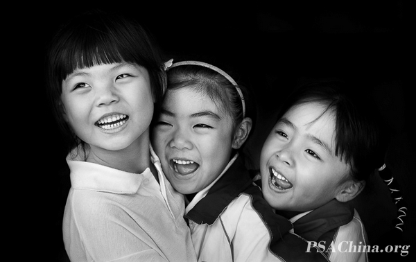 03.��ѧ����Ʒ����Ц����SMILING FACE.jpg