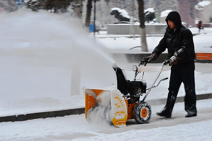 ����������