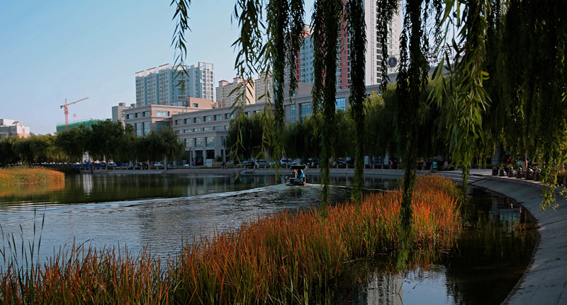 ����С��