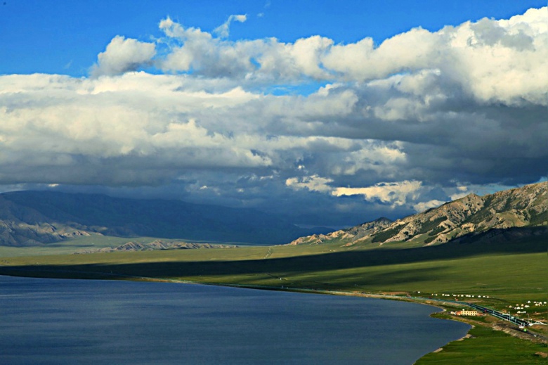 ��������