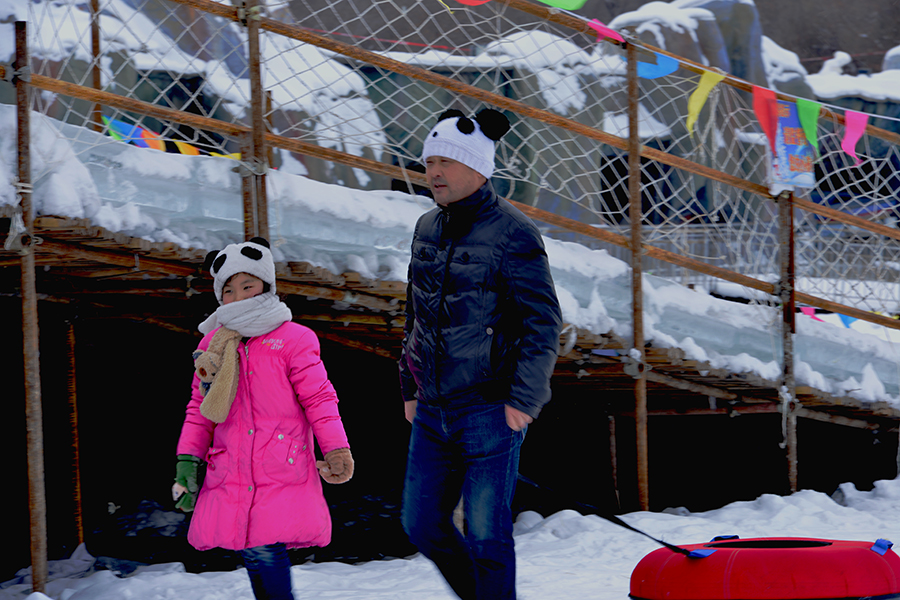 ��è��Ů��ѩ��