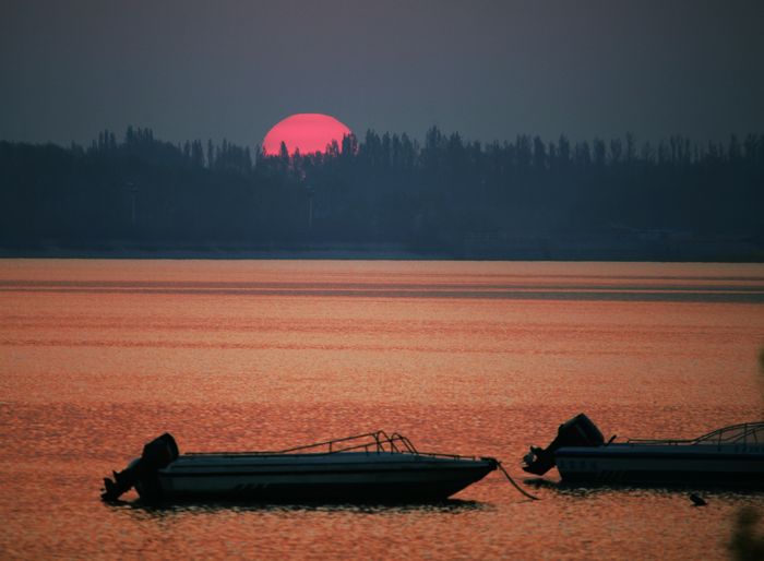 ���ն���