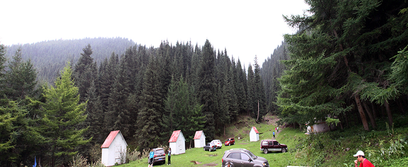 ��Ƭ����ɽ��·��