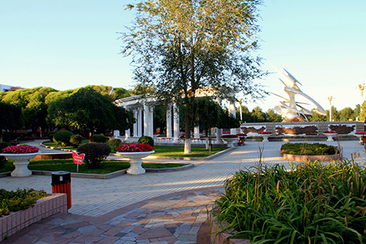 �Ļ��㳡һ��