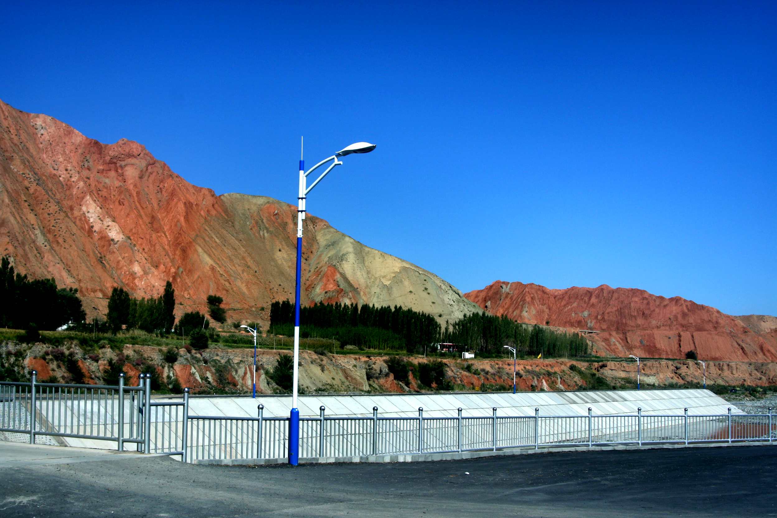 Ƭ 035.jpg
