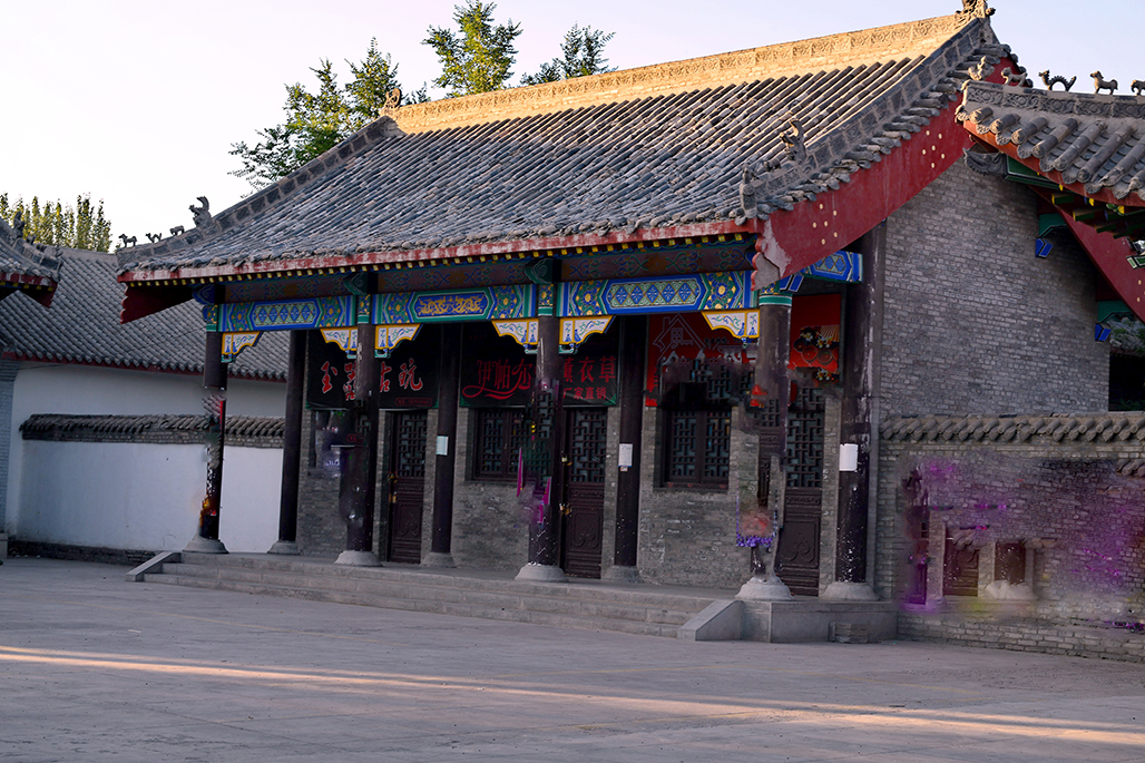 DSC_2105-1.jpg